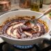 Секрет насыщенного цвета и глубокого вкуса: простое действие с томатной пастой, о которой молчат повара