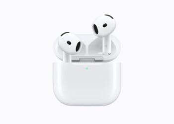 Apple показала AirPods 5: до 5 годин роботи з ANC та ціна від $129