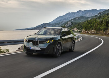 BMW представила найпотужніший iX3 із запасом ходу до 754 км
