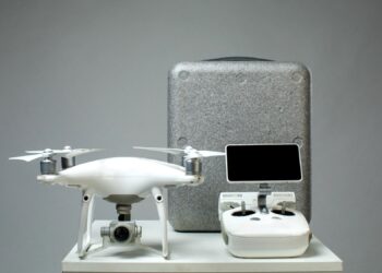 Zelen Store: хто постачає дрони, Starlink і тепловізори в Україні